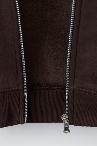 BASIC-SWEATSHIRT MIT REISSVERSCHLUSS - Braun von Zara