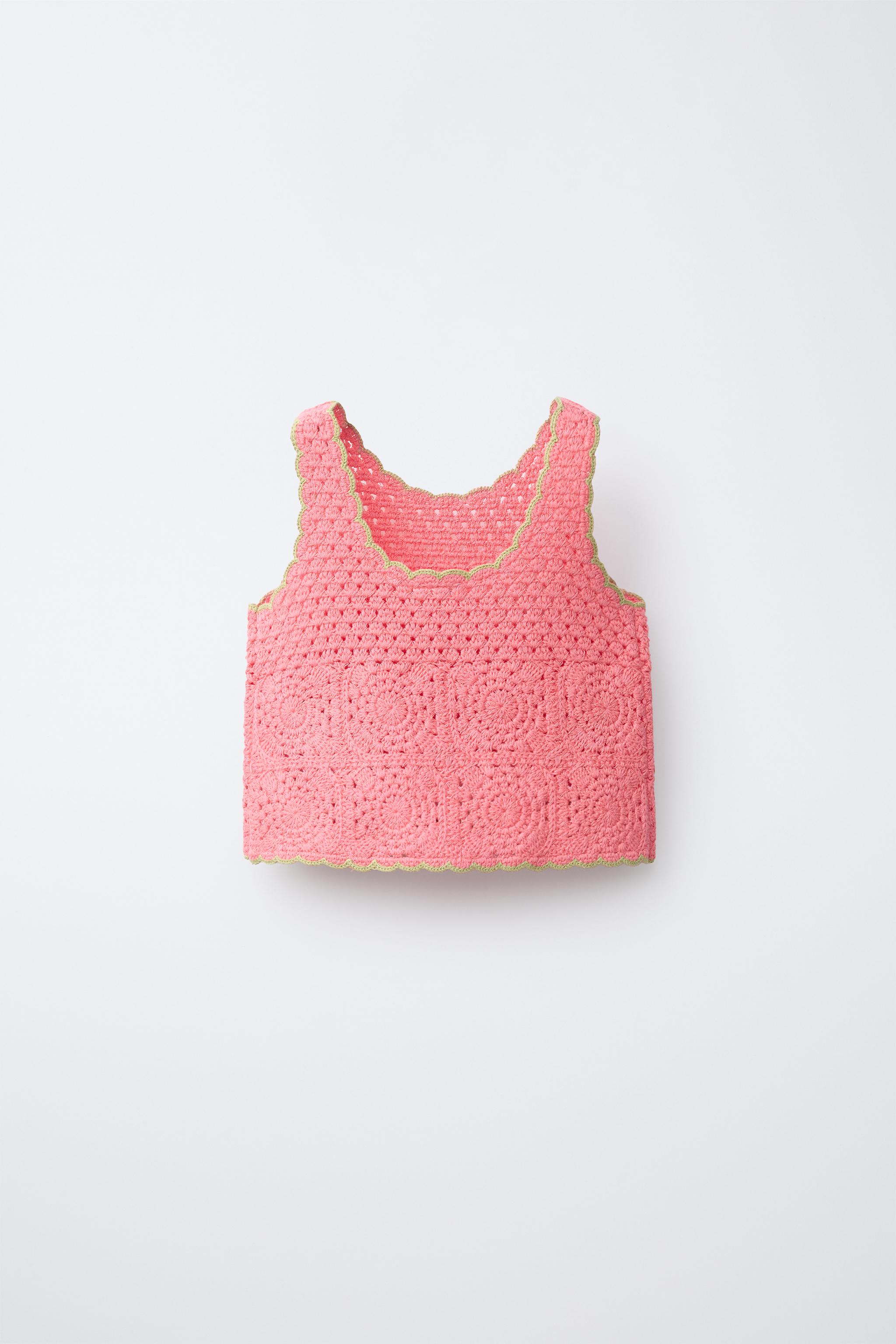 EMBROIDERED CROCHET KNIT TOP