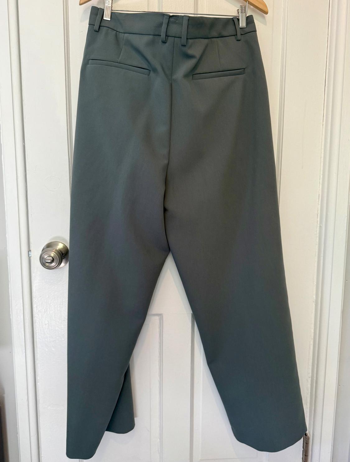 WIDE FIT PLEATED PANTS - Image 2