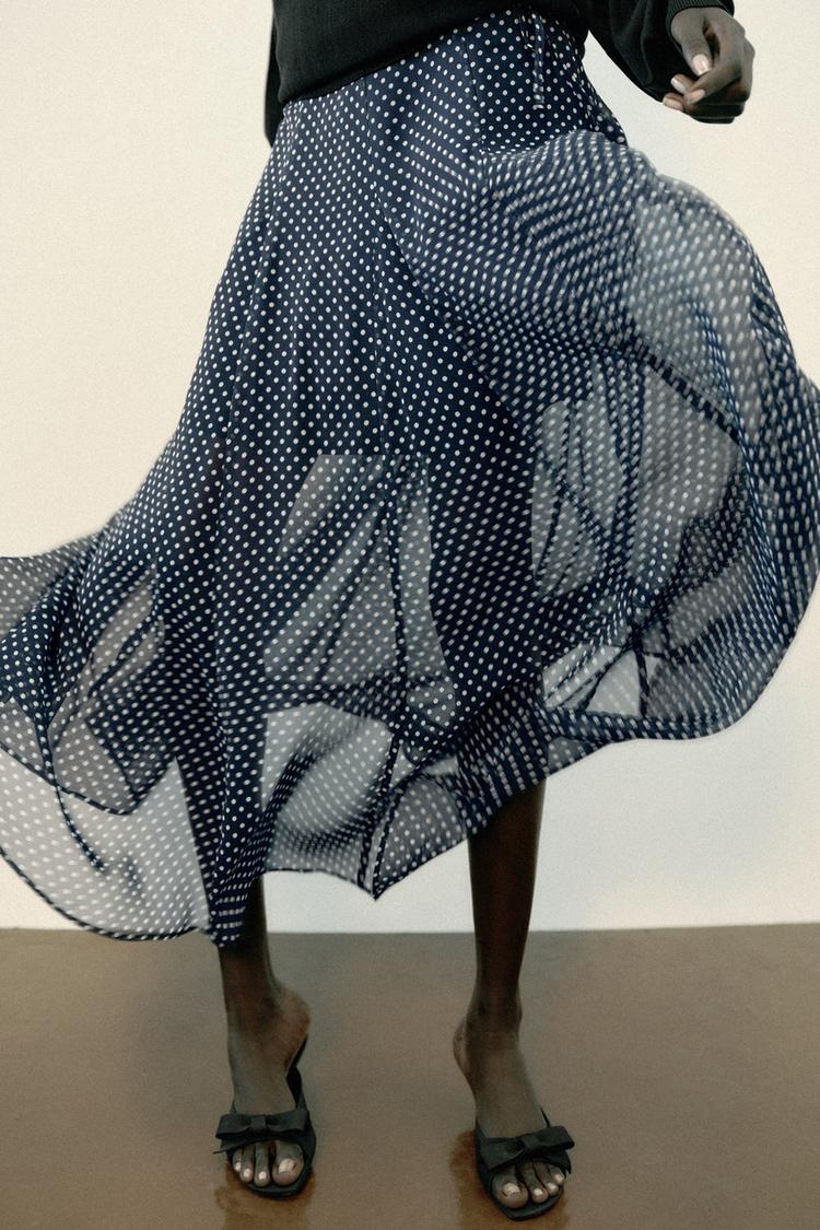 Falda midi de lunares 4