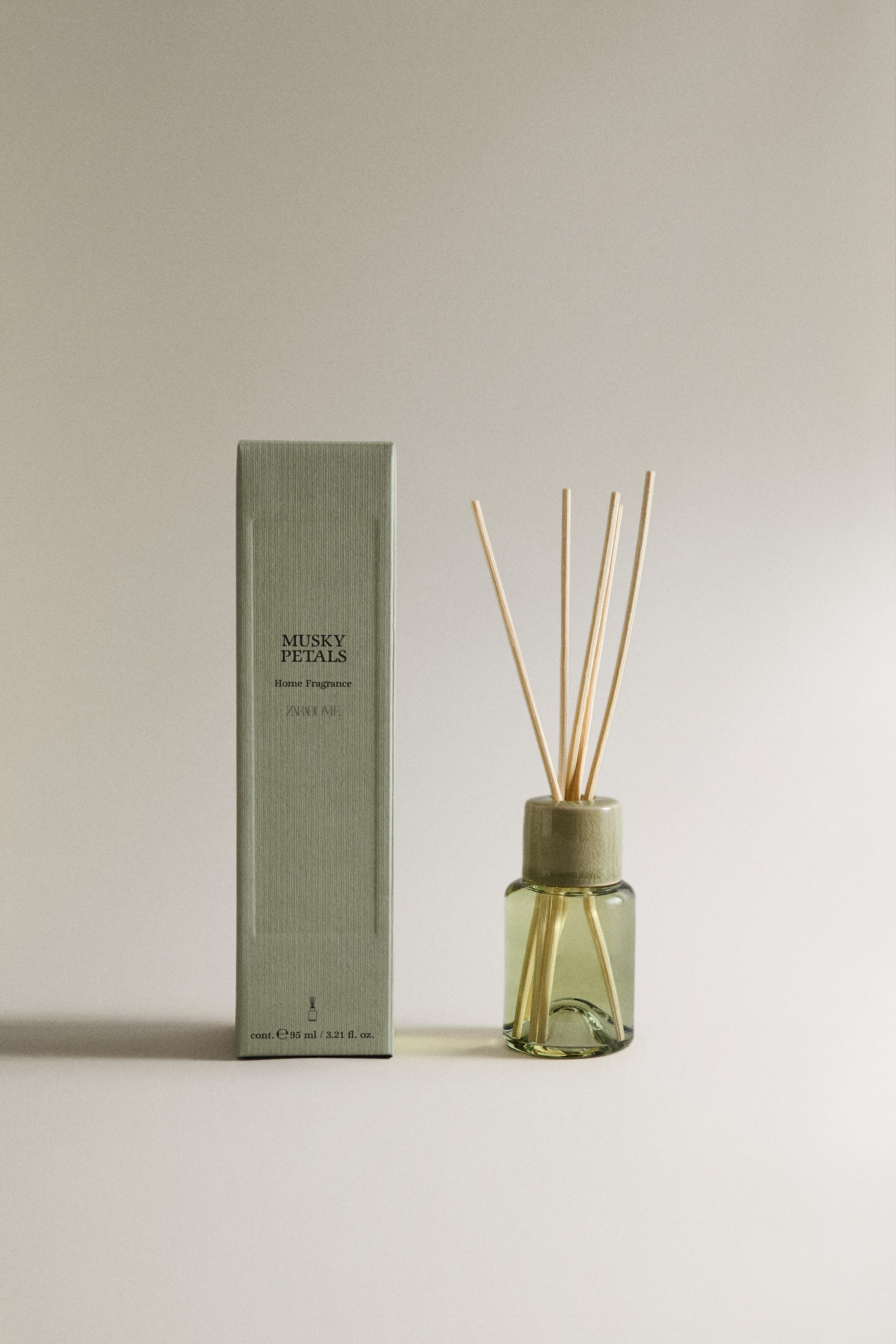 ZARA  ラージエッセンシャルディフューザー 95ML）MUSKY PETALS リードディフューザー - ベージュブラウン | ZARA