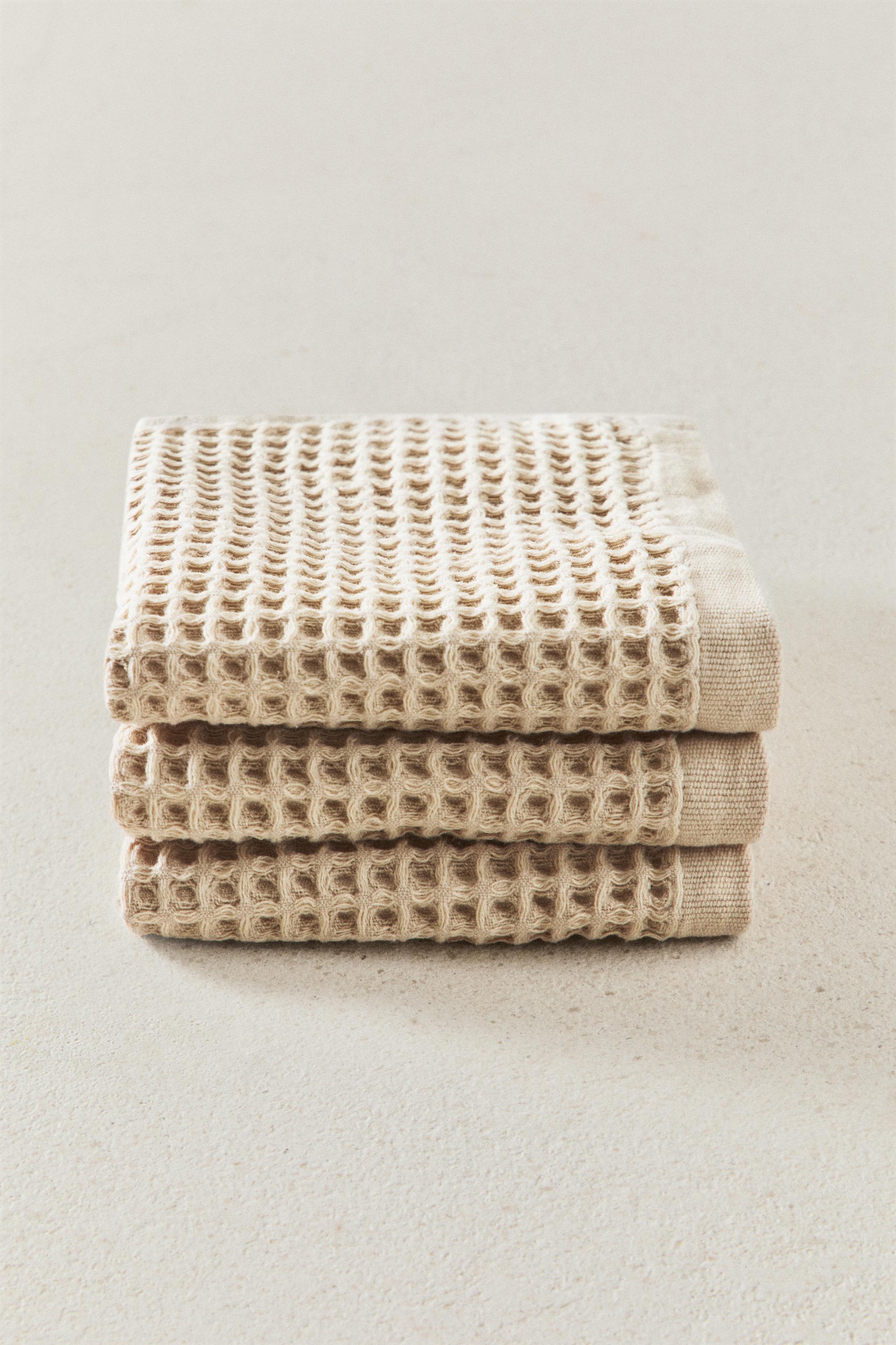 WAFFLE COTTON HAND TOWEL (PACK OF 3) — Sand