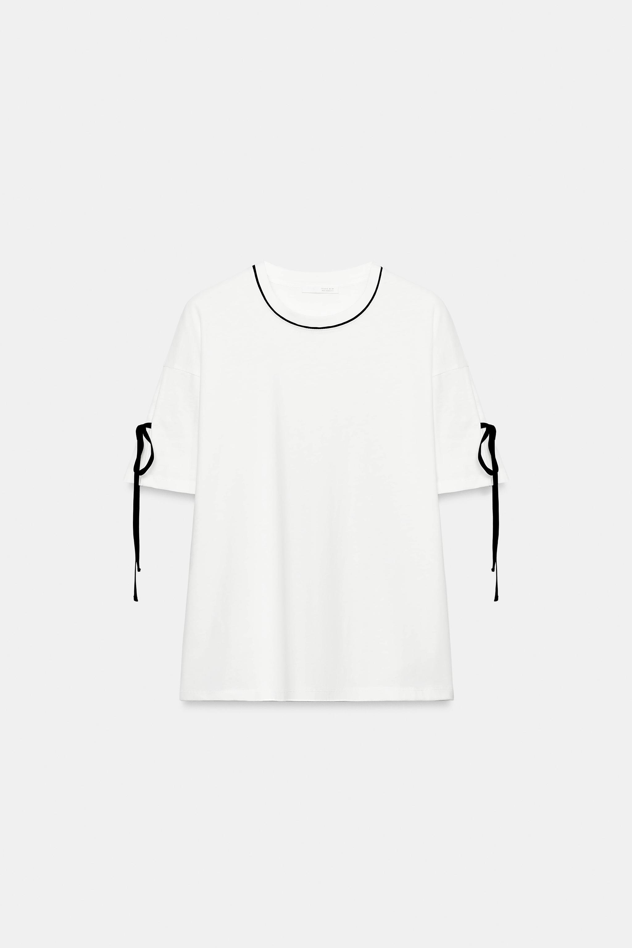 CONTRAST TRIM T-SHIRT
