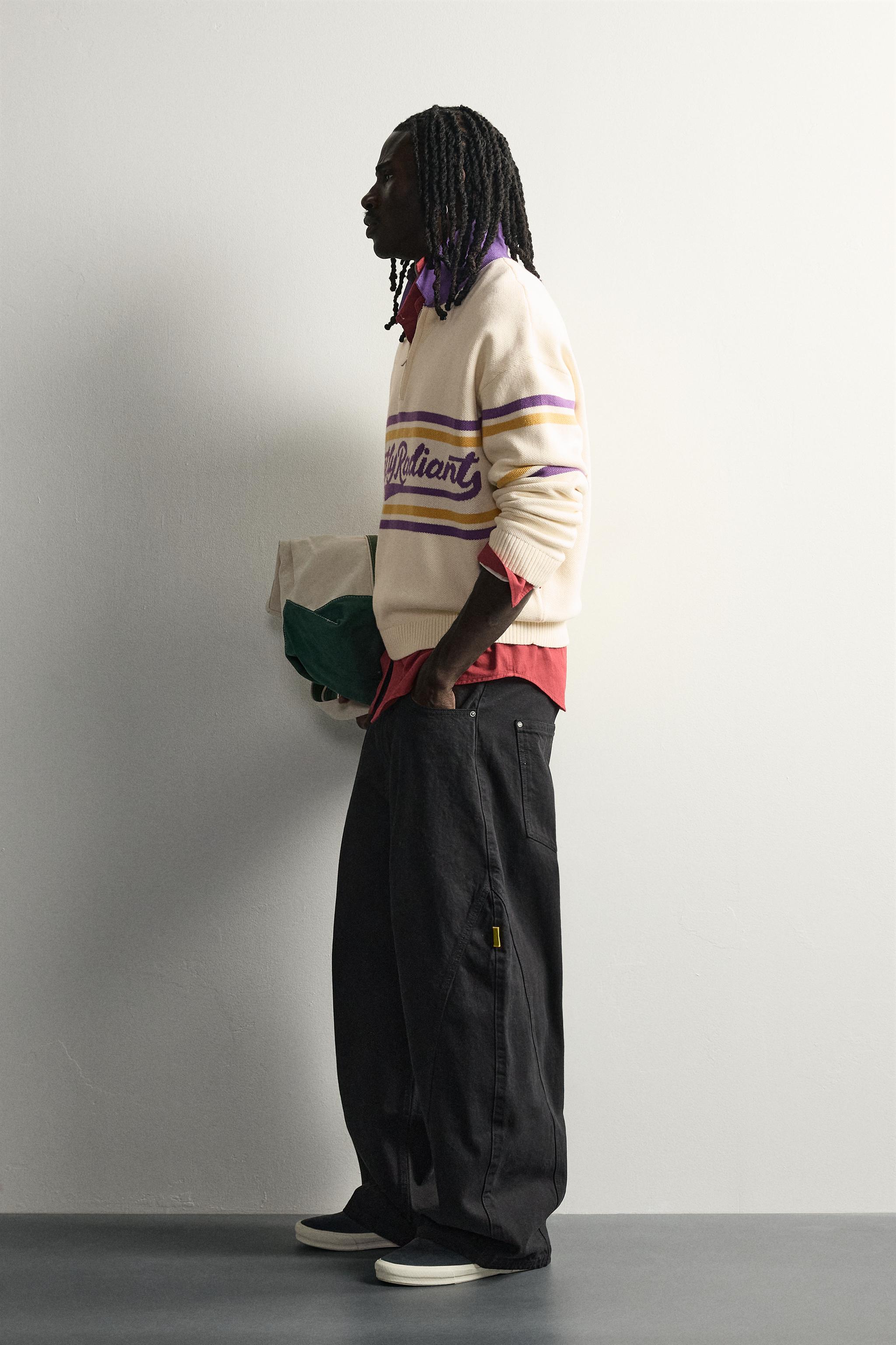 CONTRAST TEXT JACQUARD POLO