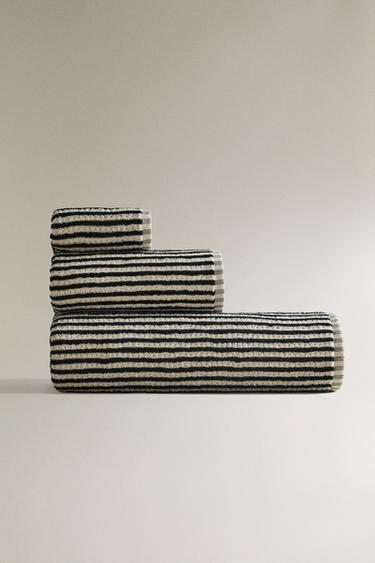 TOALHA DE BANHO ALGODÃO FIO TINGIDO - Cru / Preto da Zara