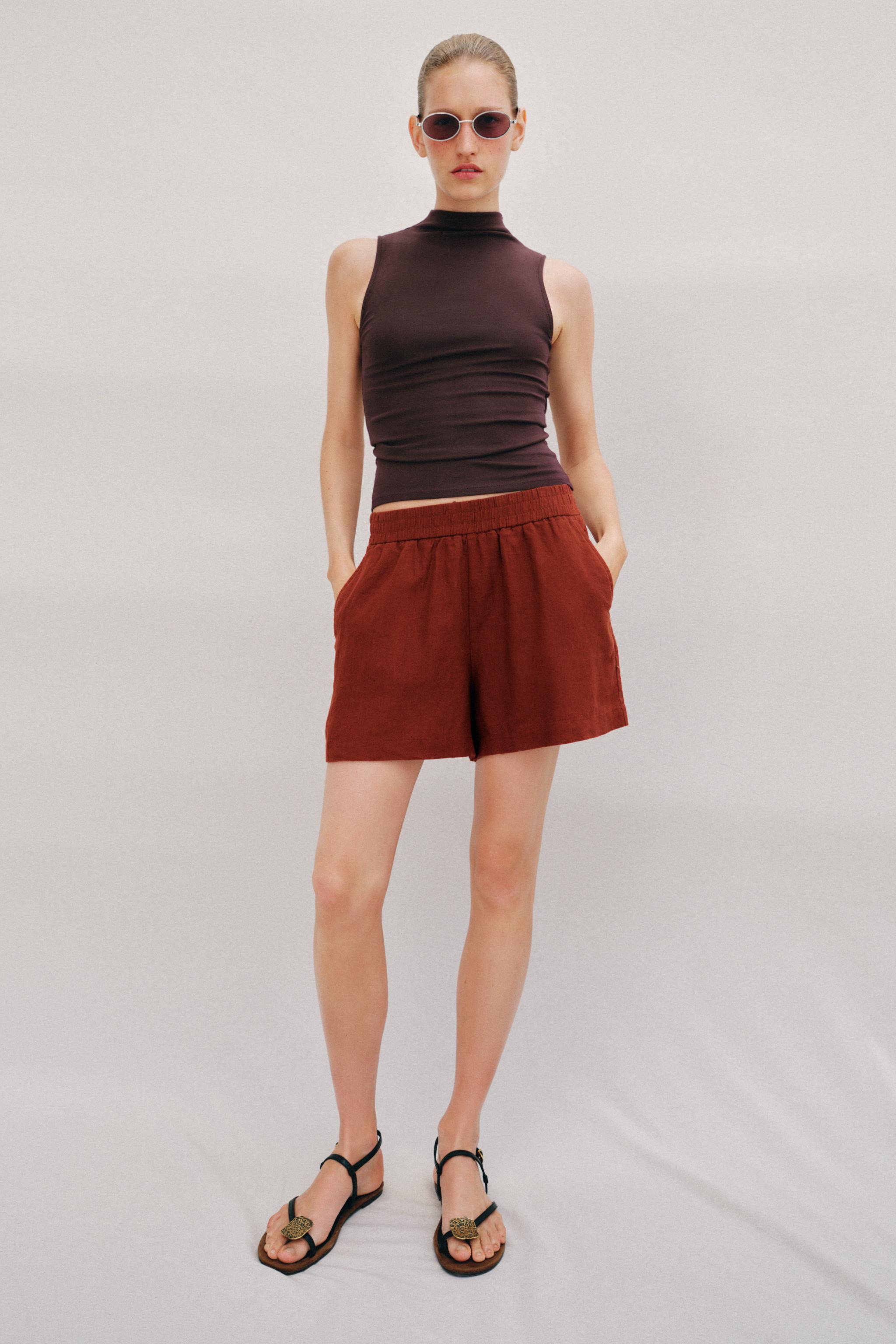 LINEN SHORTS WITH ELASTIC WAIST — Russet