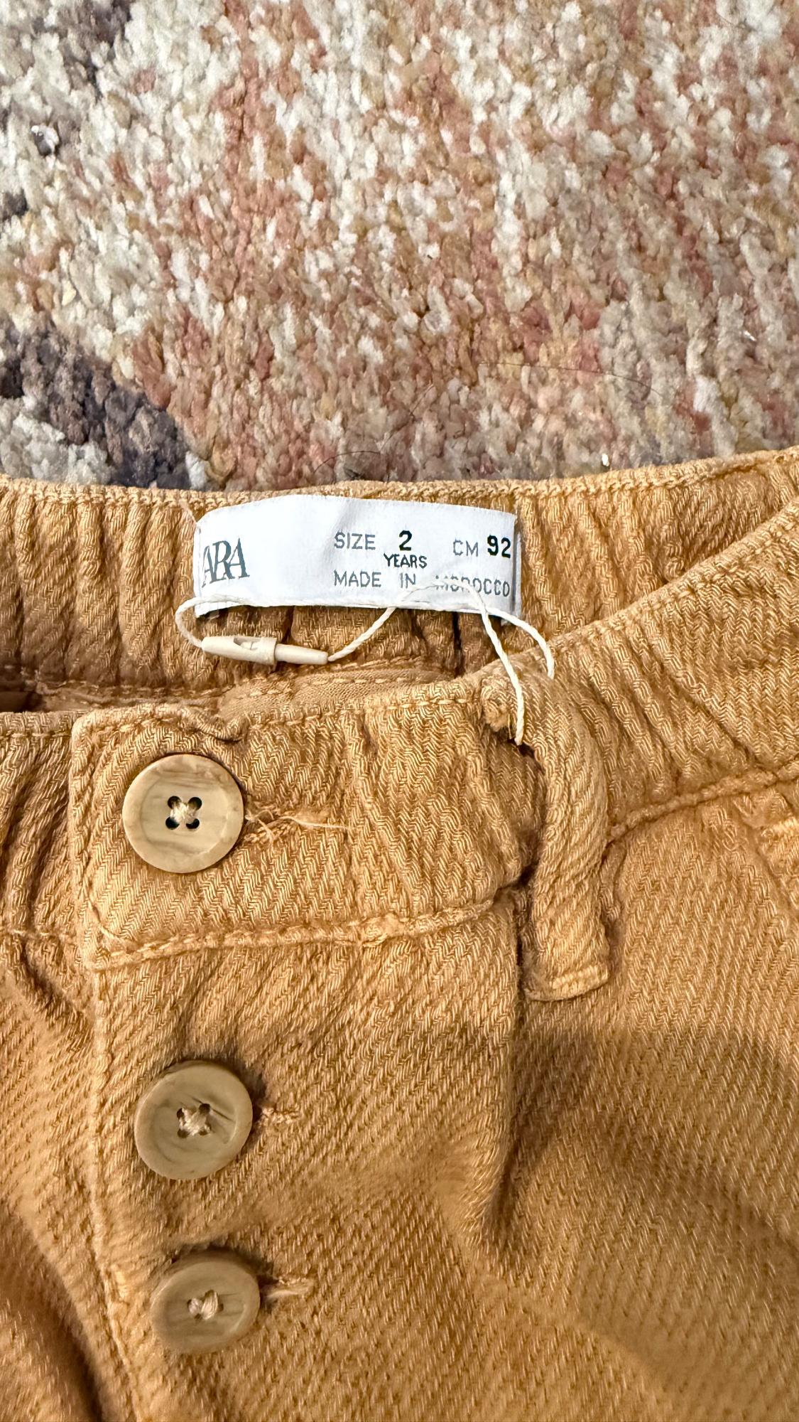 TEXTURED WEAVE SHORTS WITH BUTTONS - Image 2