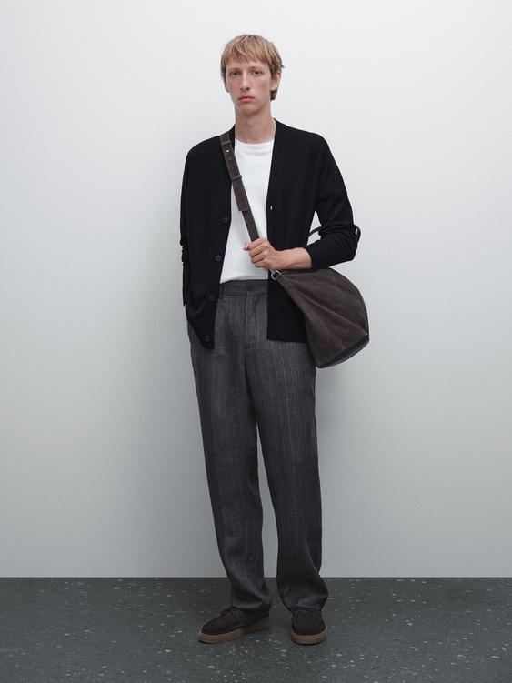 Cotton V-neck knit cardigan