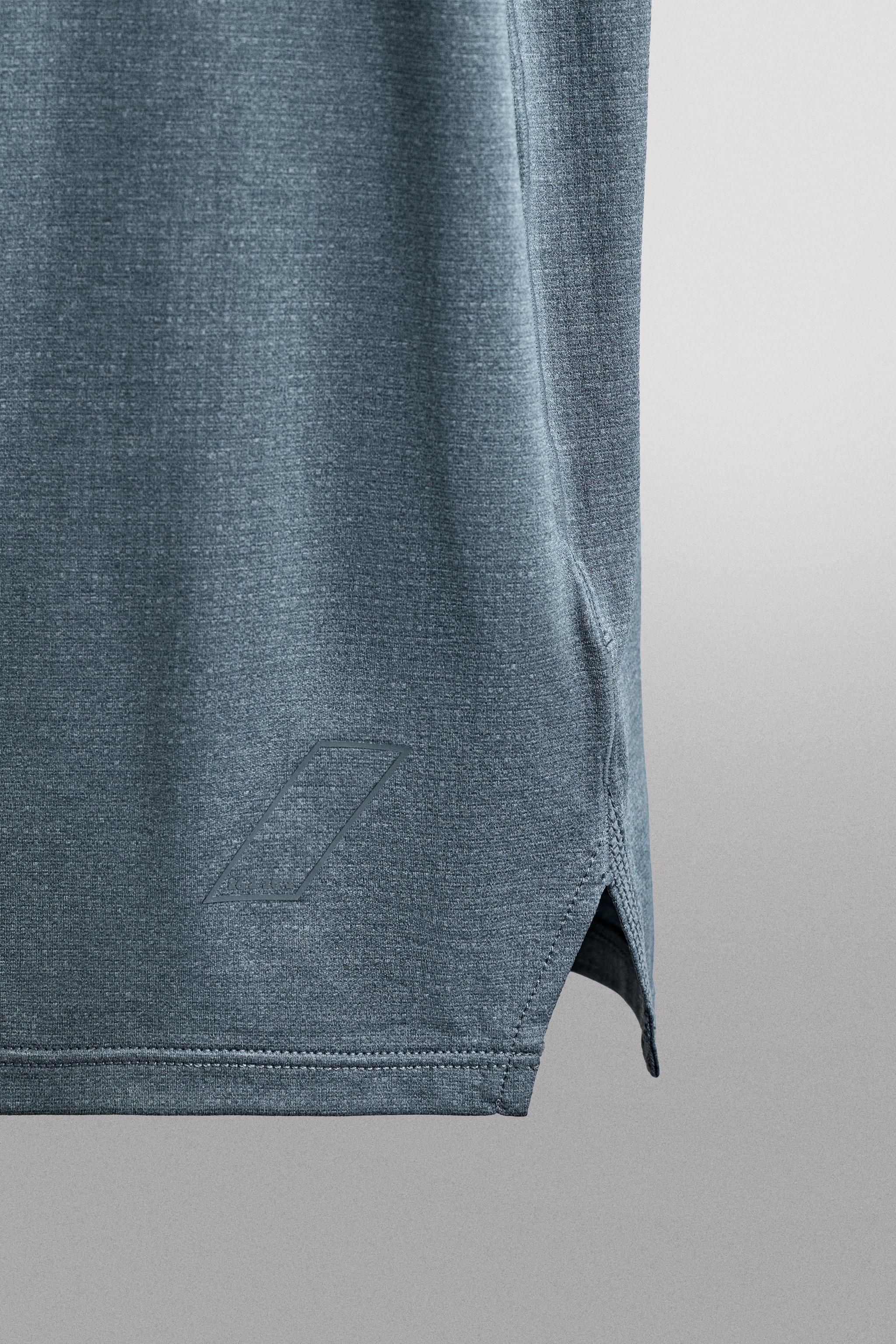 Мужские футболки Zara TEXTURED TECHNICAL T-SHIRT — фото 9