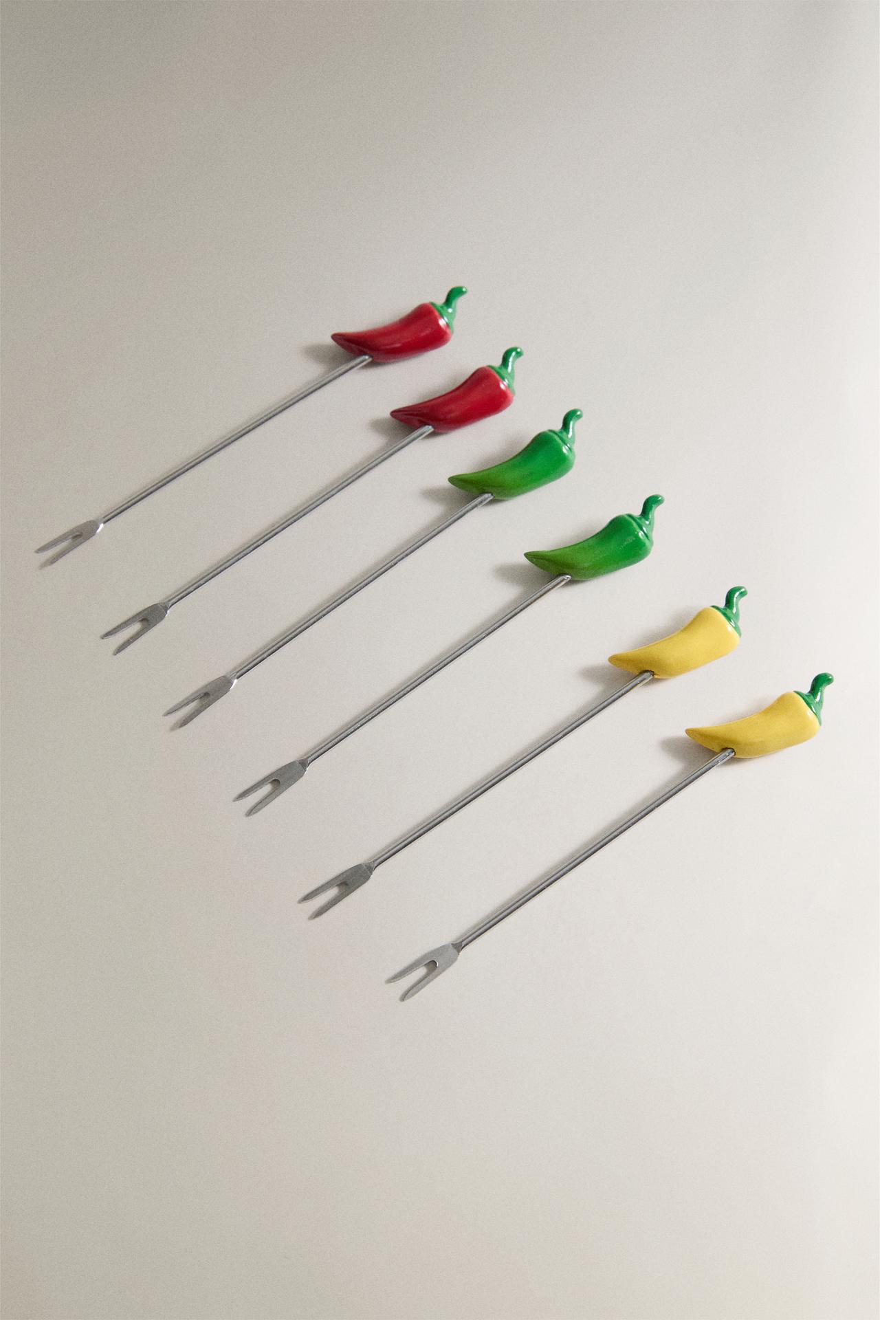 CHILI PEPPER APERITIF PICKS PACK — Red
