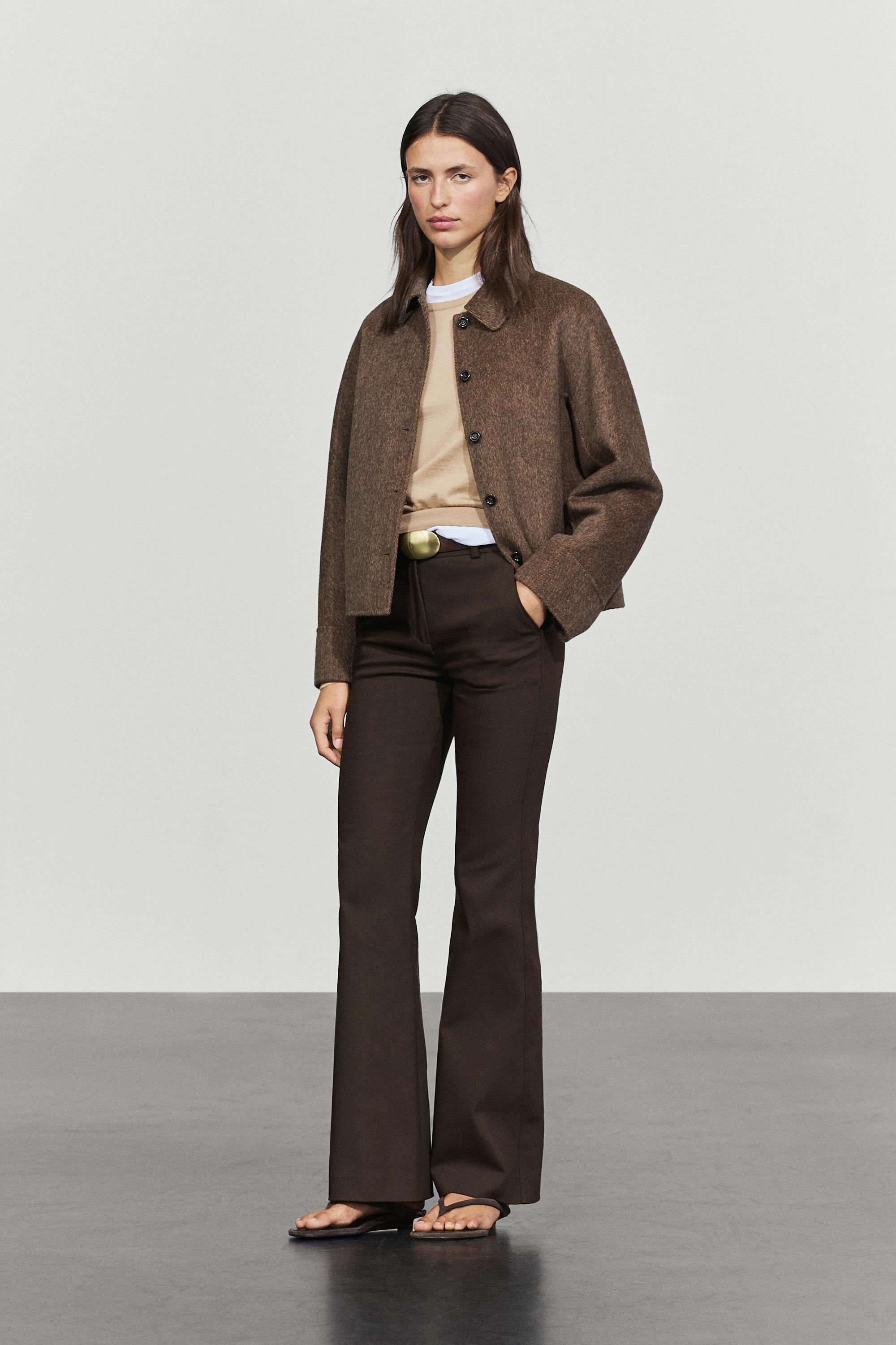 Manteau court boutonné