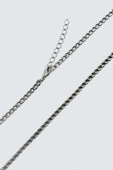 ASOS DESIGN - Collier chaîne à maillons fins en argent massif - Argenté ASOS DESIGN - Collier chaîne à maillons fins en argent massif - Argenté