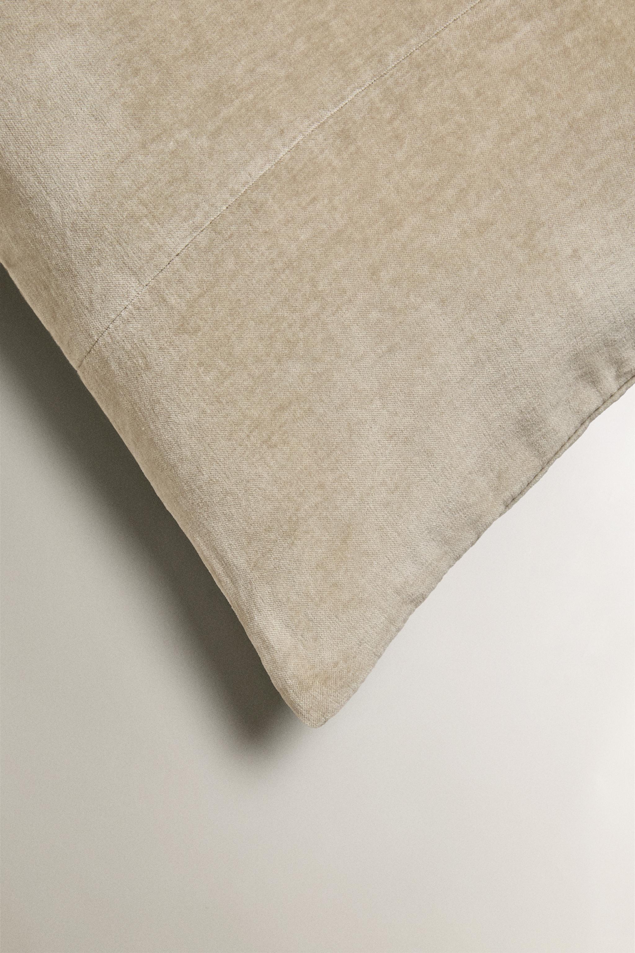 HOUSSE DE COUSSIN EN VELOURS DÉLAVÉ