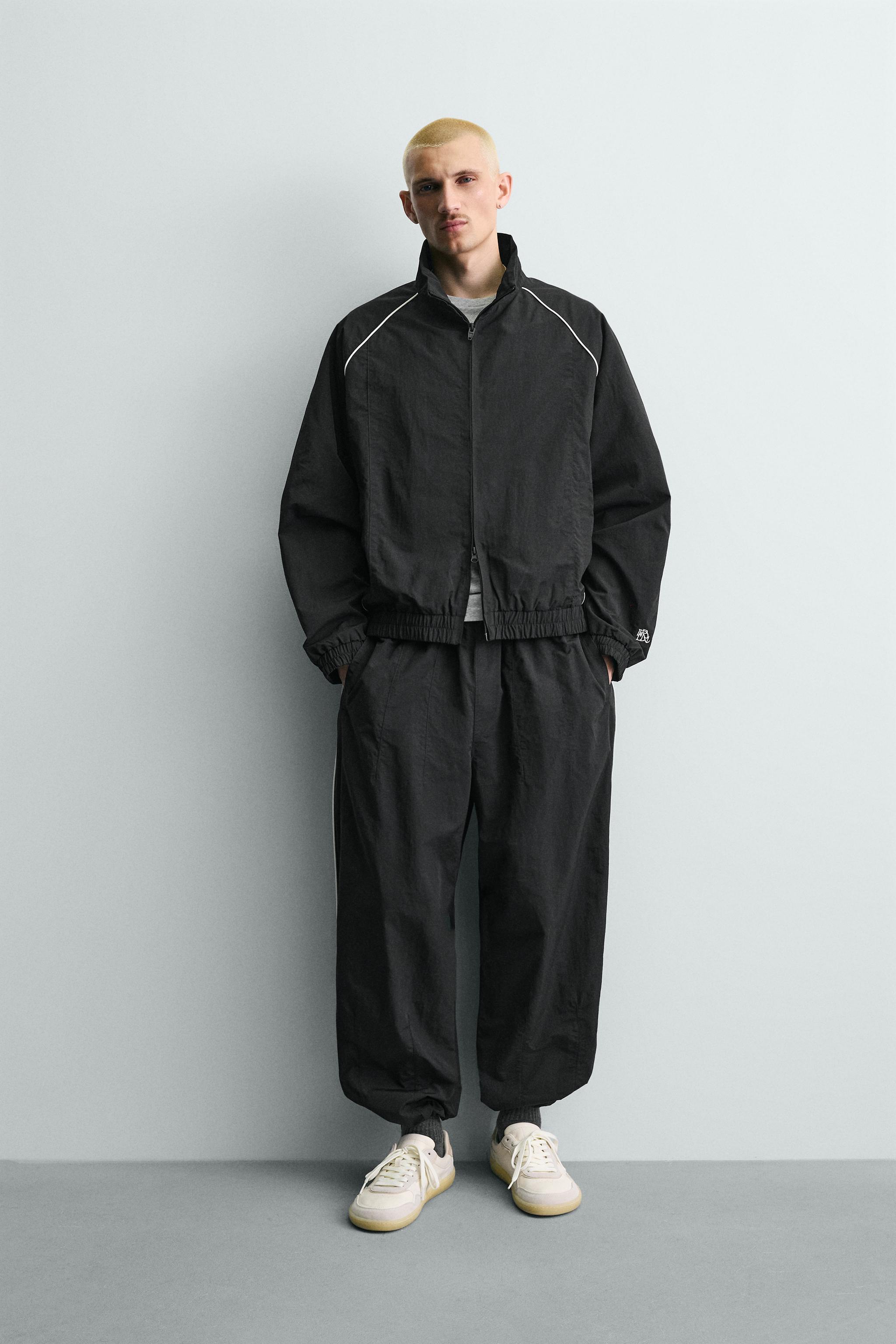 CONTRASTING TECHNICAL JACKET