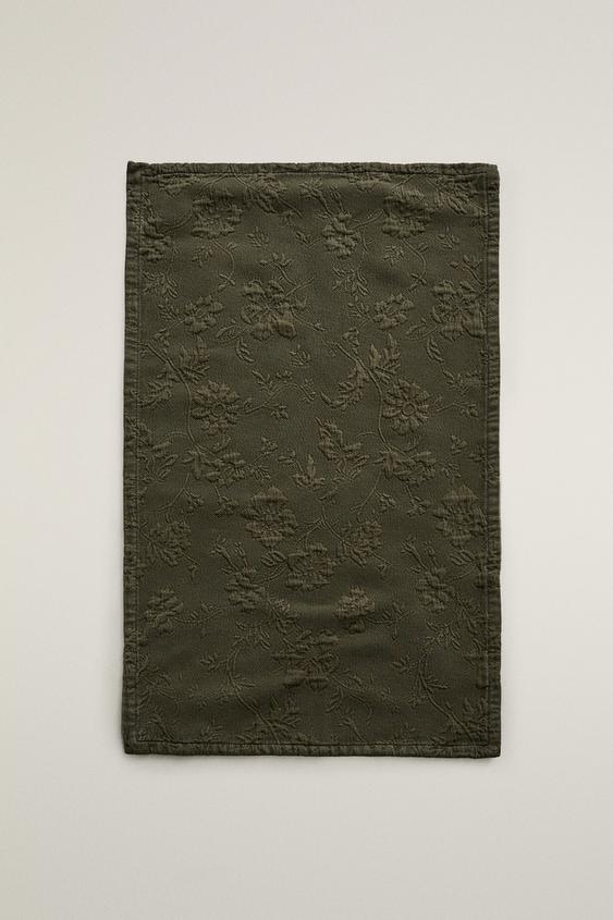 TAPIS BAIN COTON JACQUARD FLORAL (1100GSM) - Vert foncé de Zara - Image 0