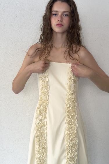MIDI DRESS WITH EMBOSSED RUFFLES - Ivory by Zara