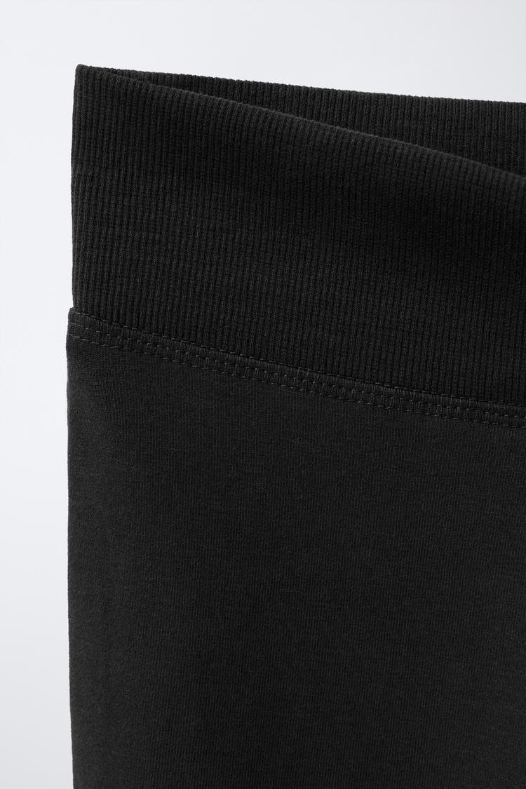 Leggins acampanados lisos 3