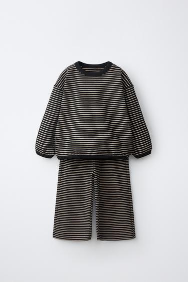 Zara Prugasti komplet dukserice i pantalona – Crna