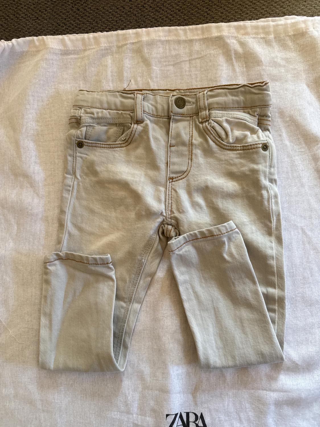 GREY SKINNY JEANS - Image 3