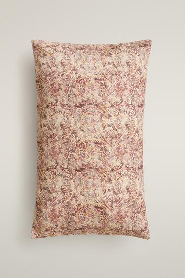 FLORAL CUSHION COVER - وردي الخاص بـ Zara - صورة 0