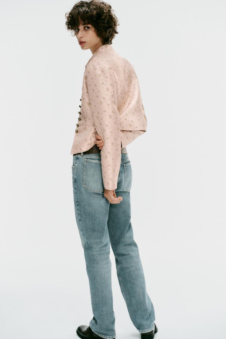 Blazer entallado con estampado floral 6