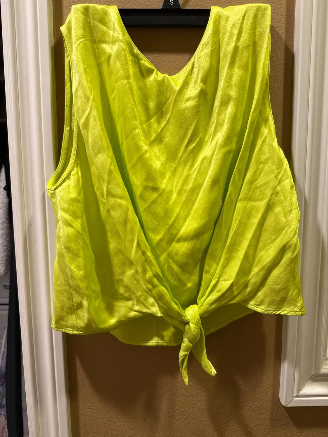 NEON KNOTTED TOP