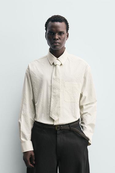 قميص مخطط مع ربطة عنق مدمجة - خَام الخاص بـ Zara