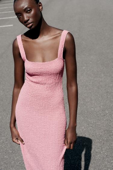 ROBE MI-LONGUE TEXTURÉE - Rose pâle de Zara - Image 3