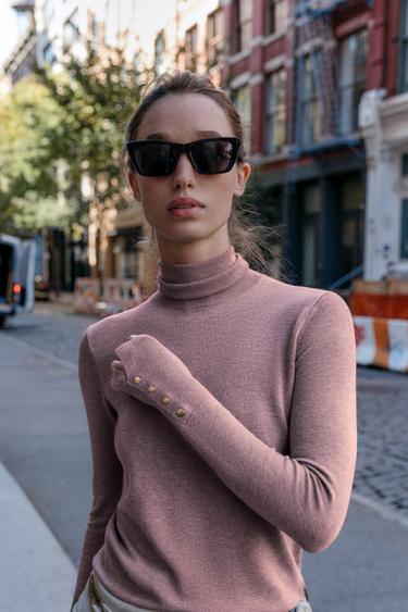 BASIC HIGH NECK KNIT SWEATER - Dusty pink by Zara
