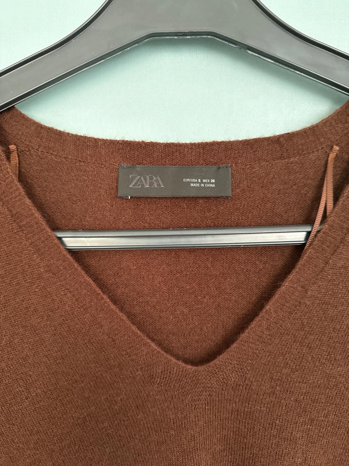 100% EXTRA-SOFT WOOL V-NECK JUMPER - Image 3