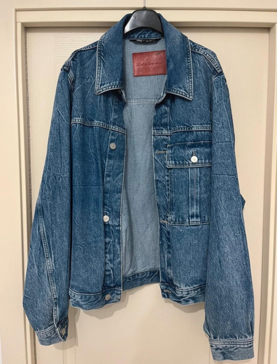 DENIM JACKET WITH POCKET