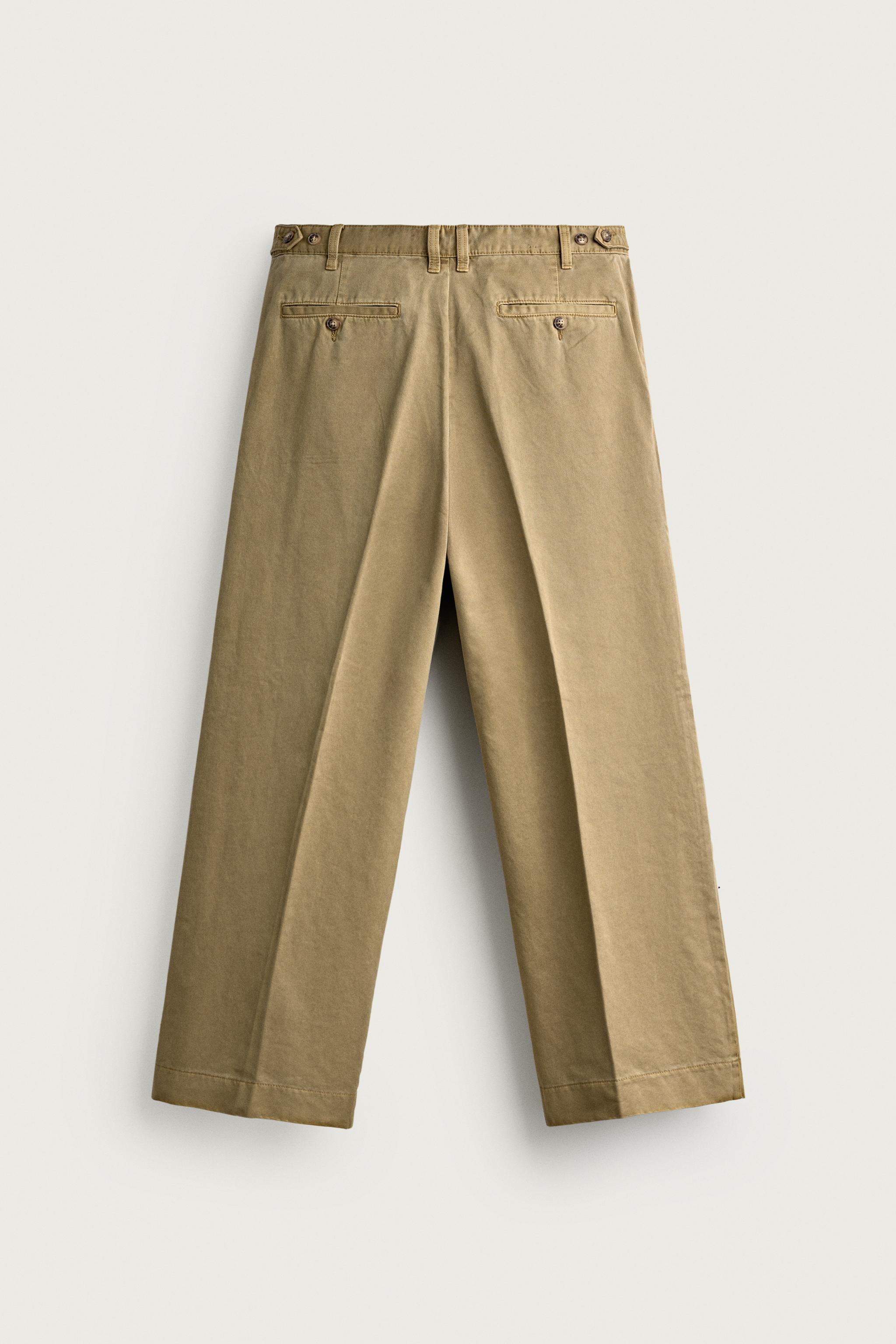 RELAXED FIT PLEATED CHINO PANTS