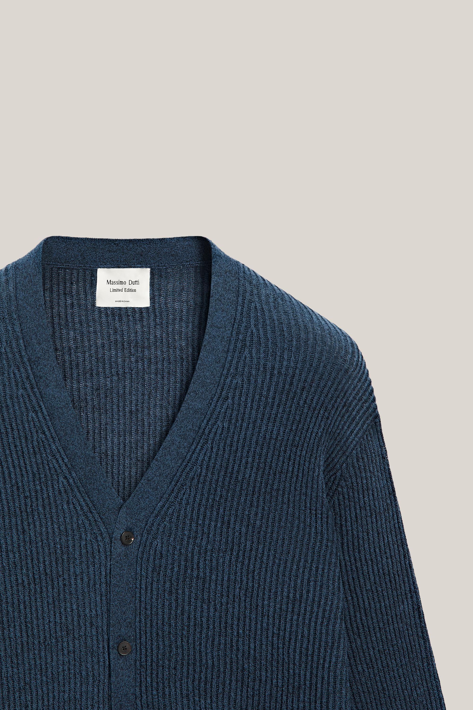 Knit V-neck cardigan - LIMITED EDITION