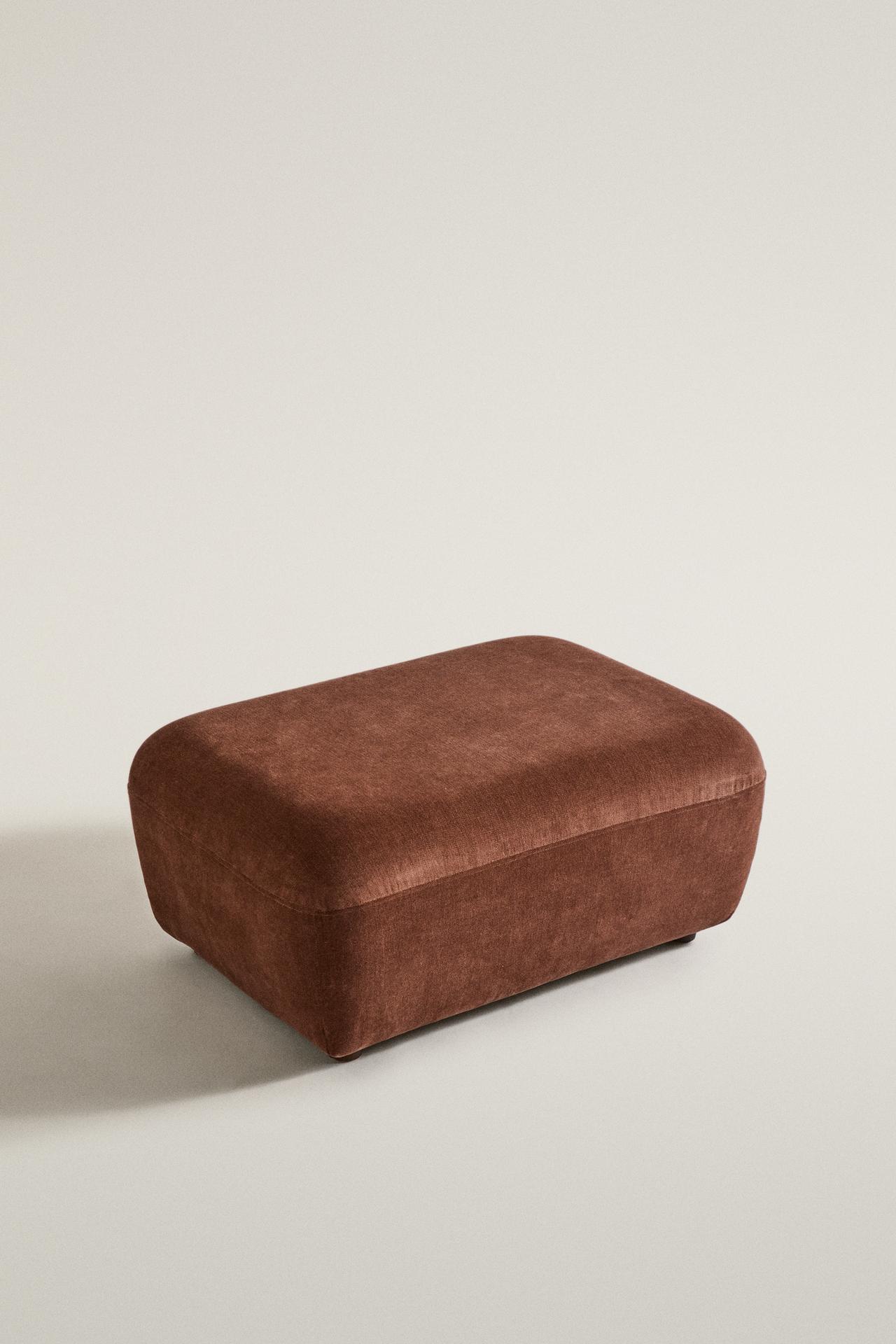VELVET FOOTSTOOL — Dark pink