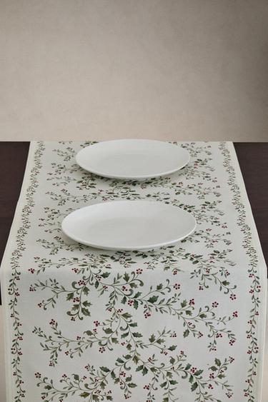 CHRISTMAS HOLLY LEAF TABLE RUNNER - Green by Zara - Image 1