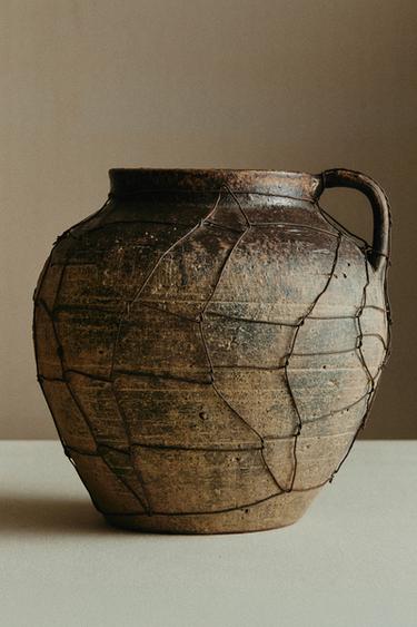 TERRACOTTA LATTICE VASE - Khaki by Zara