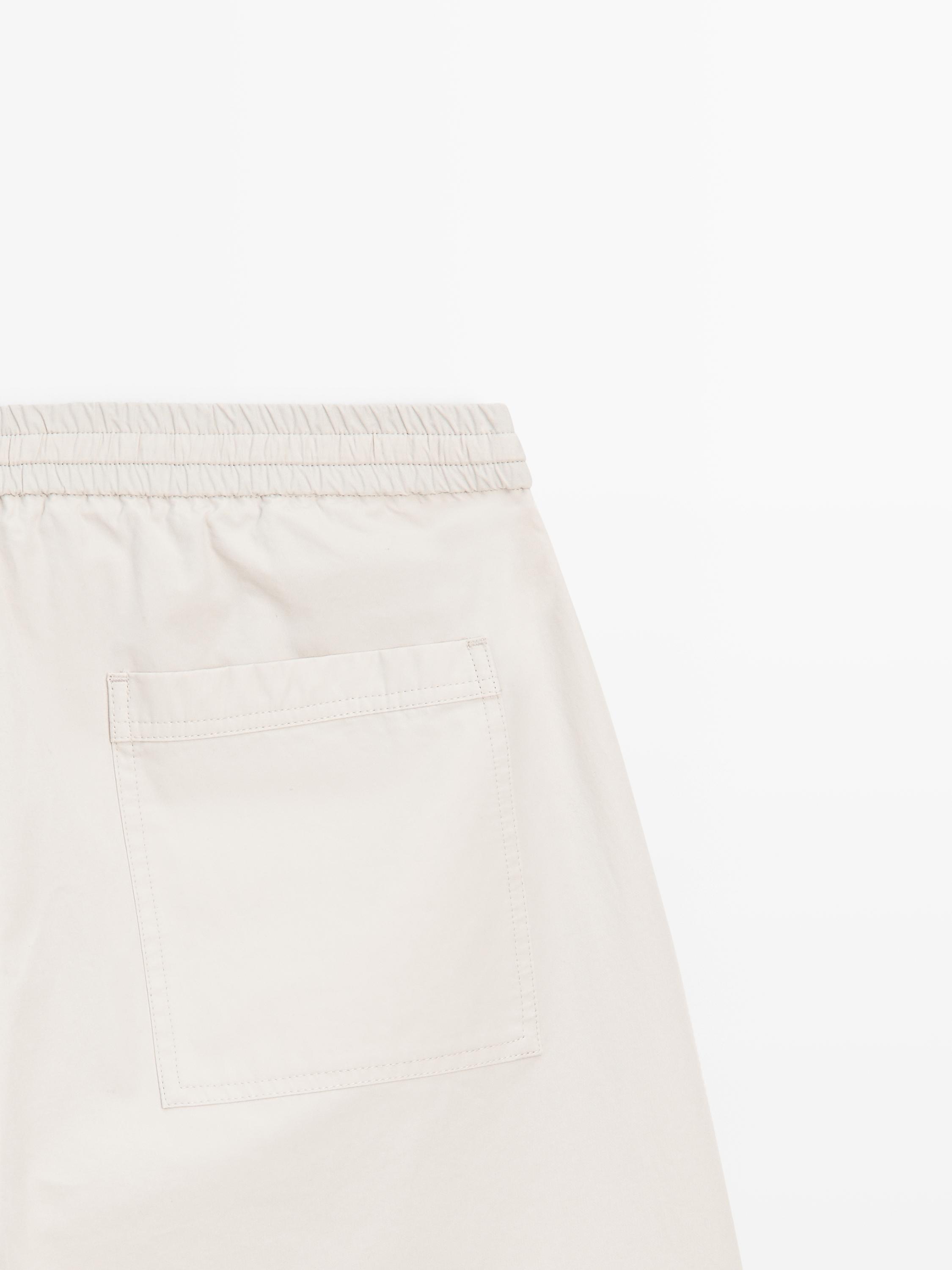 100% cotton jogger fit Bermuda shorts