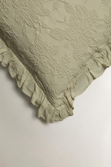 HOUSSE DE COUSSIN JACQUARD VOLANT - Vert de Zara - Image 1