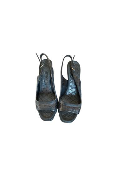 ZAPATOS DE TACÓN 9 CM DE CHAROL CON LENTEJUELAS. ZARA TALLA 37