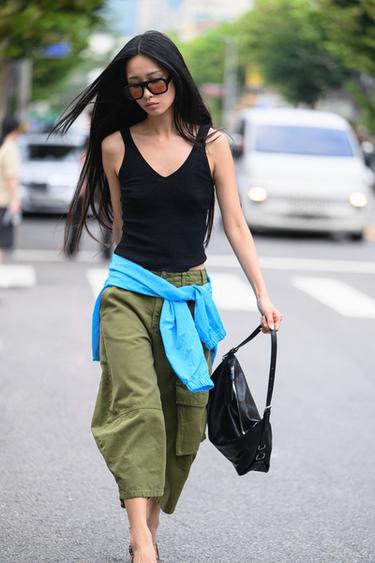 Zara 寬肩帶針織上衣 - 黑色