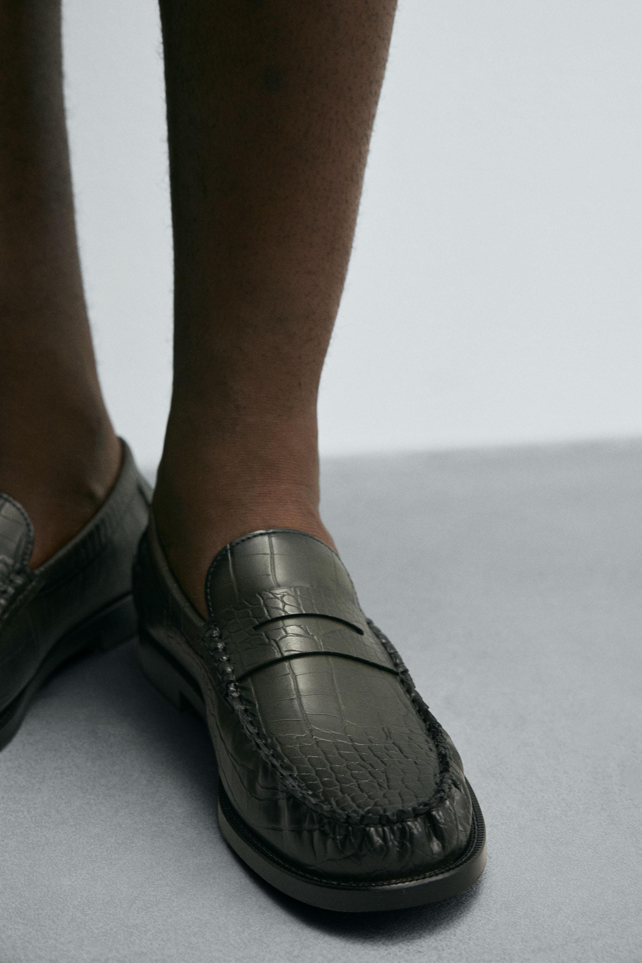 クロコダイル型押しローファー - グリーン | ZARA Japan / 日本