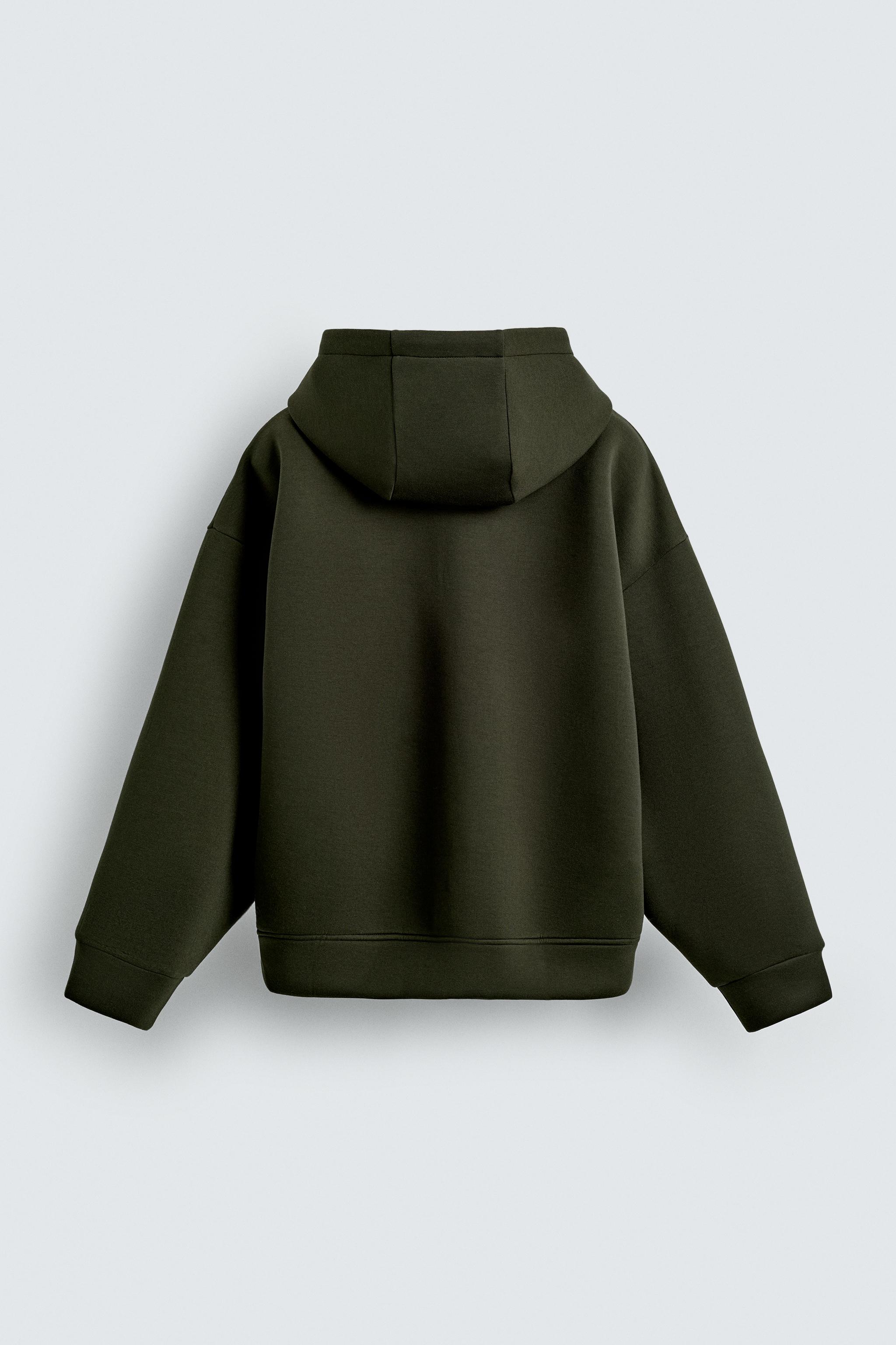 zara フーディー スウェット セットアップ　裏起毛 zara のスウェットSET UP🤍 . スウェットセットアップって 色々