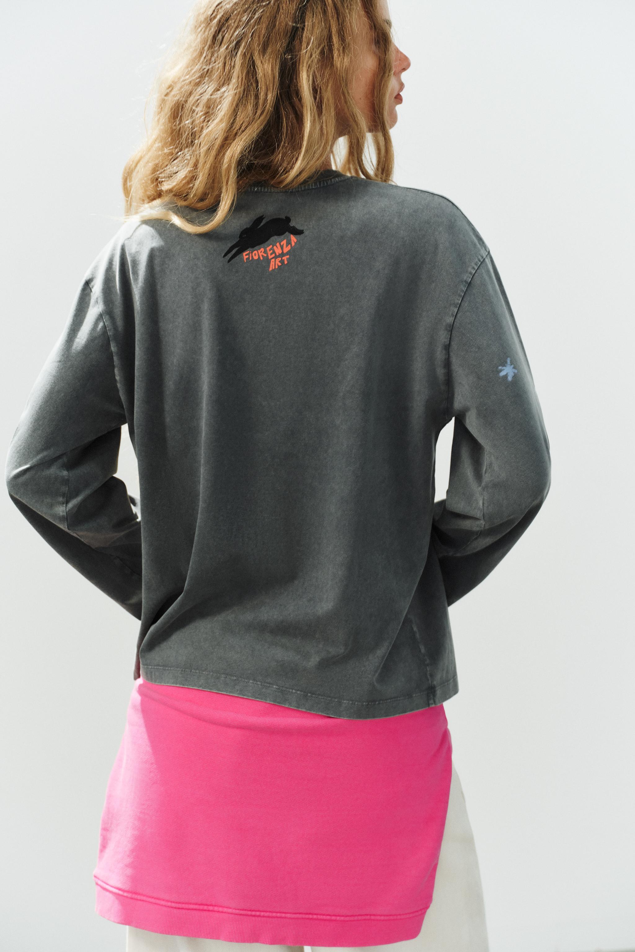 FIORENZA WASHED-EFFECT T-SHIRT