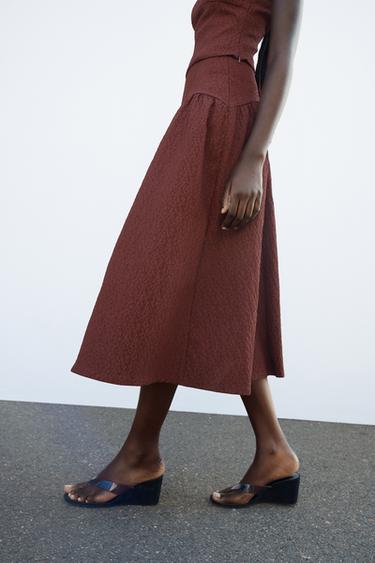 TEXTURED MIDI SKIRT - Burgundy by Zara - Image 3