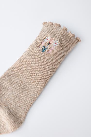 KNIT EMBROIDERED FLOWER SOCKS - Beige by Zara - Image 1
