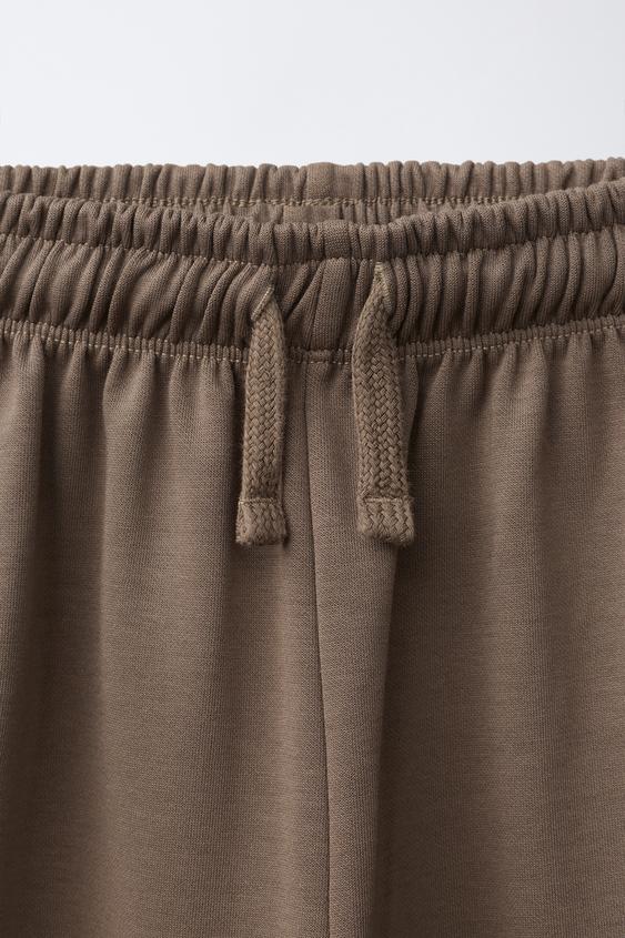 ENSEMBLE DE JOGGING AVEC SWEAT ET PANTALON INTERLOCK À INSCRIPTION - marron-vison de Zara - Image 6