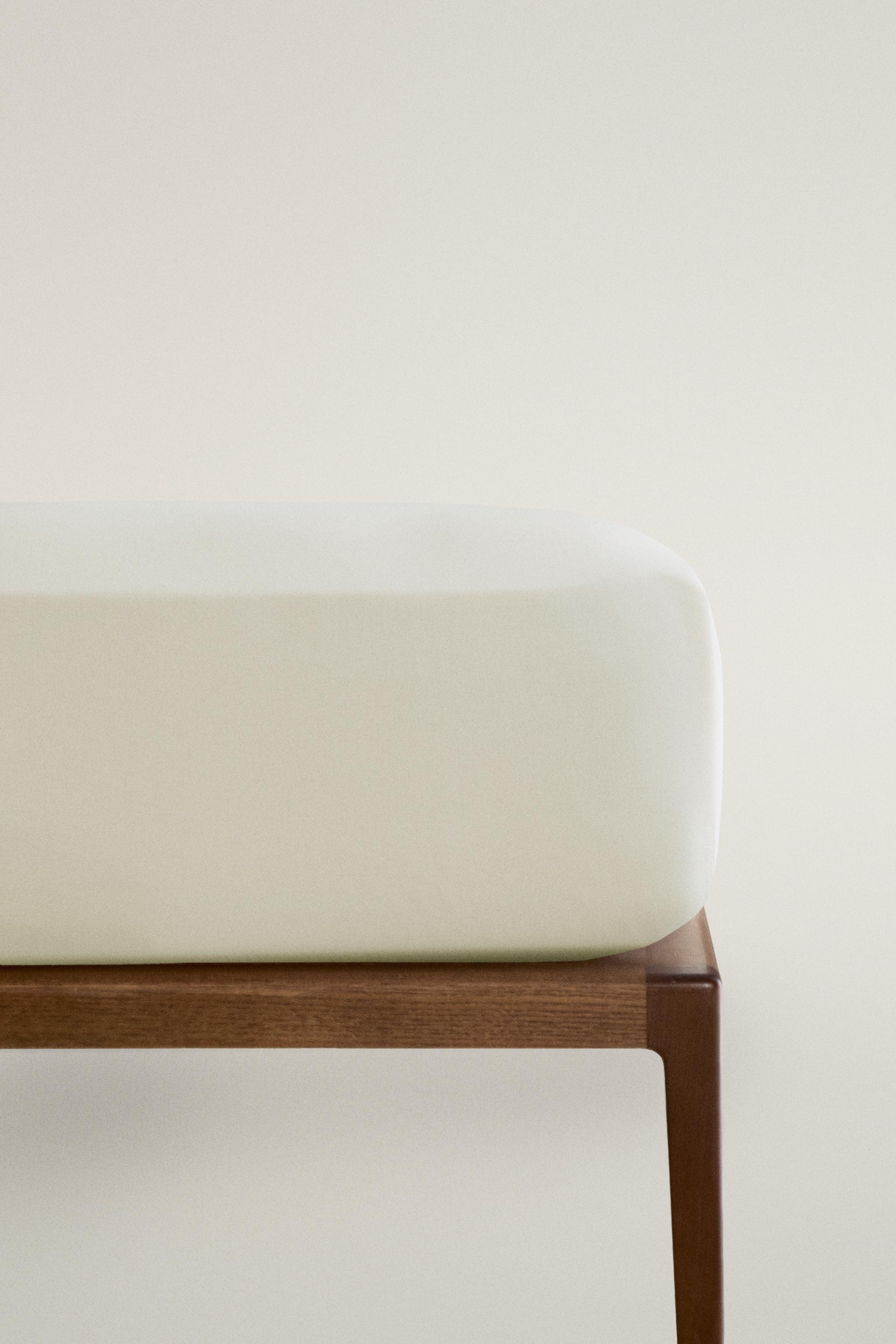 FADED SATEEN FITTED SHEET | 40 CM HIGH (300 THREAD COUNT) — Ice