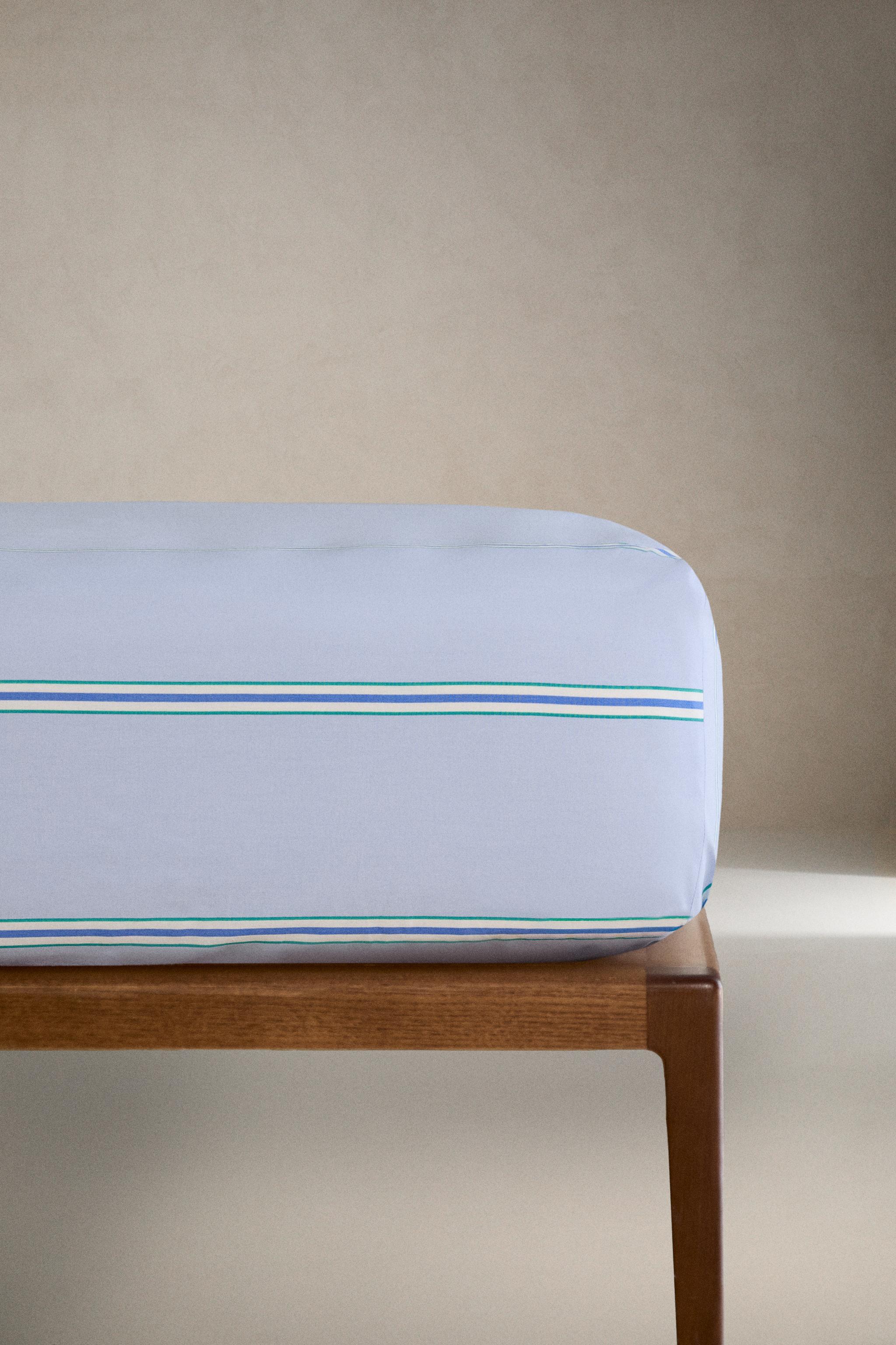 KIDS' STRIPED FITTED SHEET — Blue