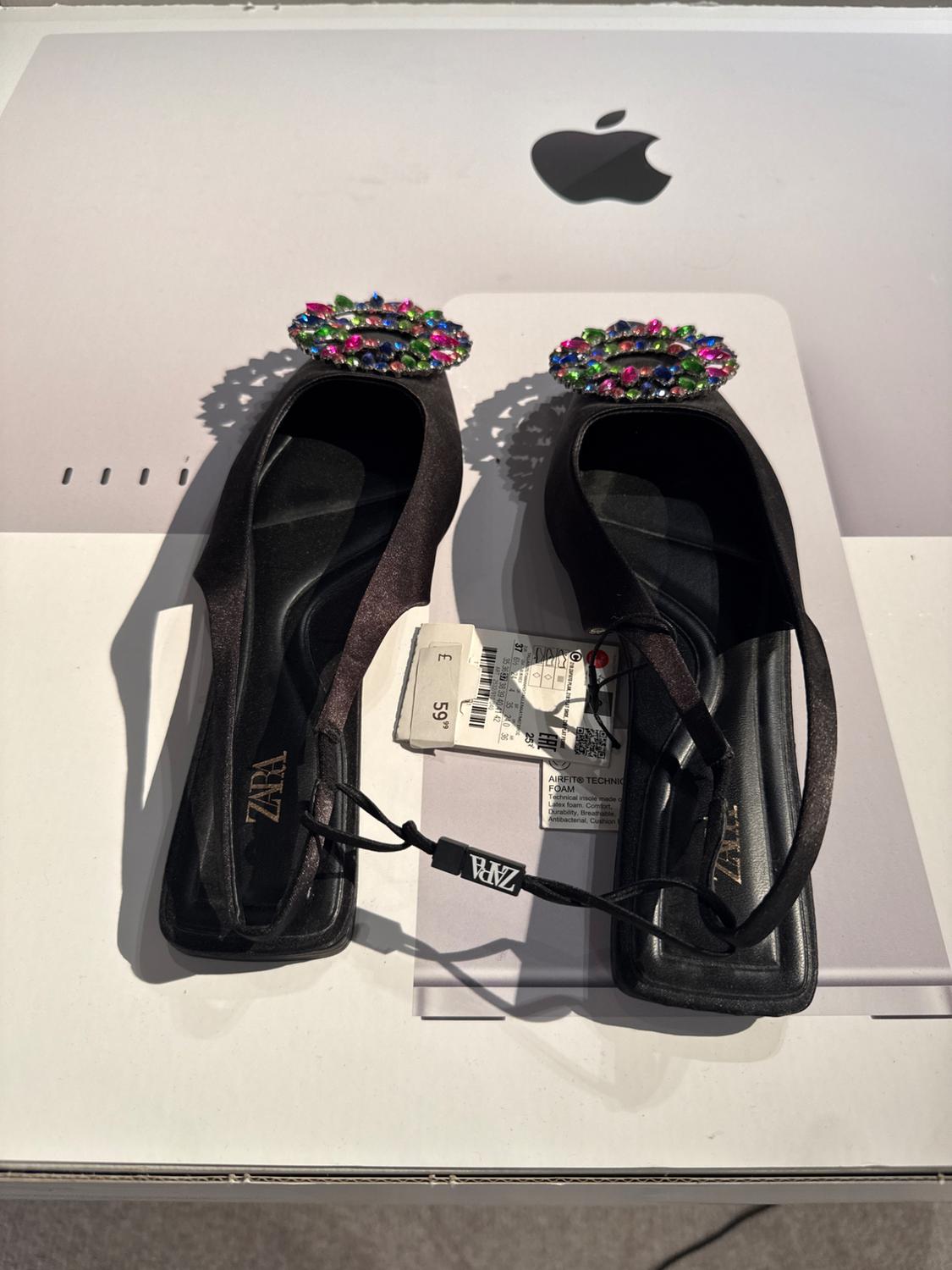EMBELLISHED FLAT SLINGBACK SHOES - Image 2