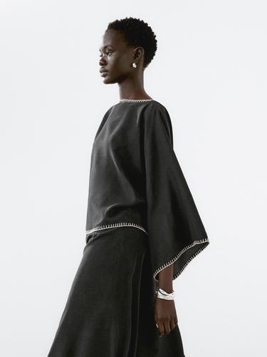 Blusa capa manga murciélago - Negro de Zara